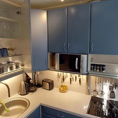 Apartament Saeaese 3 *